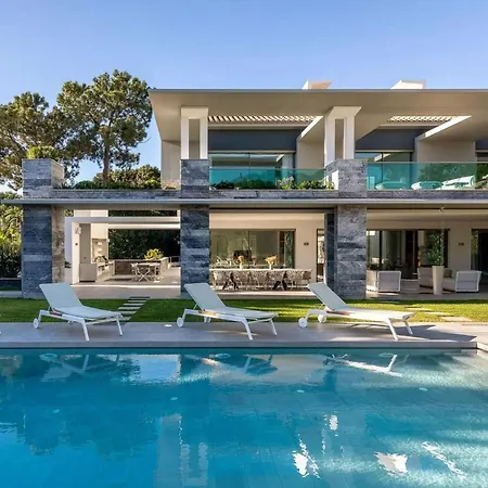 Padre Casa * Lagos